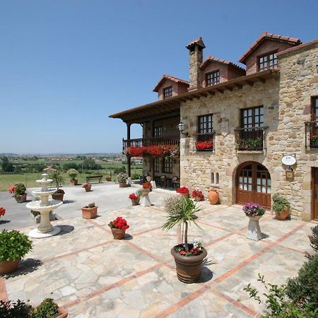 גליצנו Habitaciones Y Estudios- Hotel "Posada De Cantabria El Solar" - Cenas Y Gintonic- Bar -Terraza Panoramica מראה חיצוני תמונה