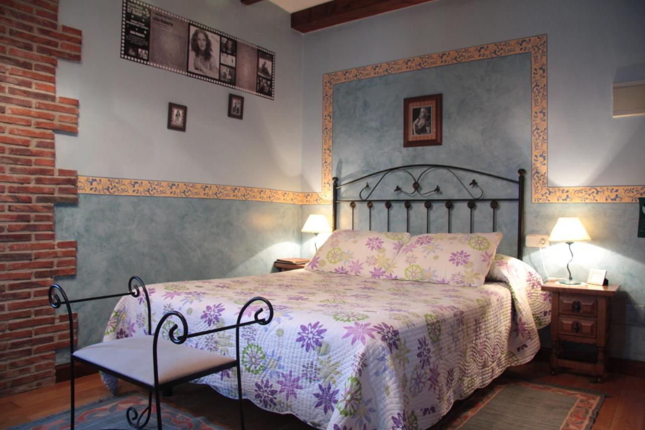 גליצנו Habitaciones Y Estudios- Hotel "Posada De Cantabria El Solar" - Cenas Y Gintonic- Bar -Terraza Panoramica מראה חיצוני תמונה