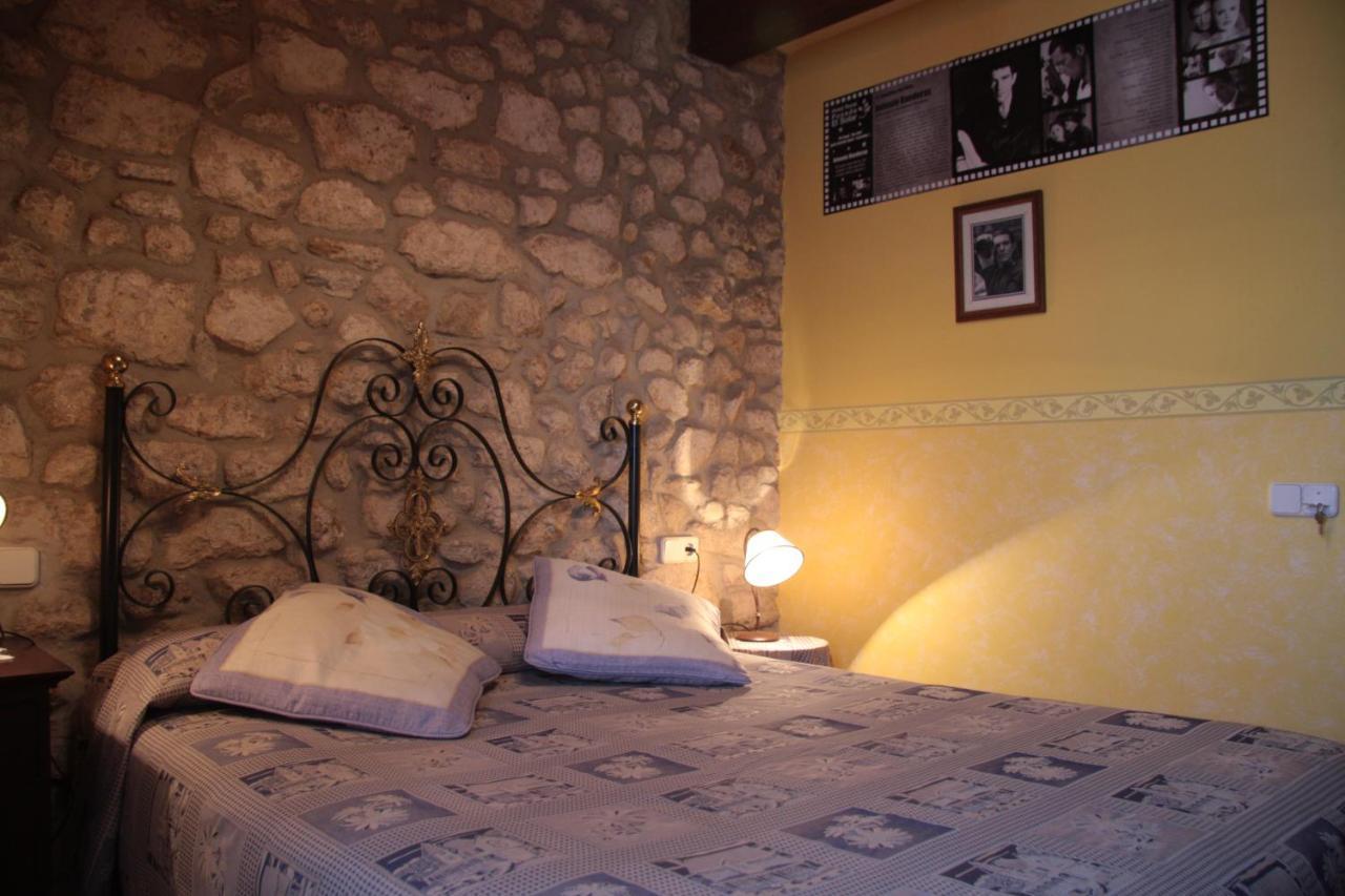 גליצנו Habitaciones Y Estudios- Hotel "Posada De Cantabria El Solar" - Cenas Y Gintonic- Bar -Terraza Panoramica מראה חיצוני תמונה