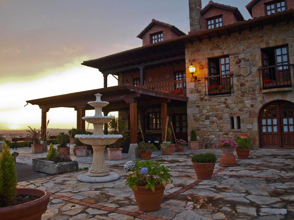 גליצנו Habitaciones Y Estudios- Hotel "Posada De Cantabria El Solar" - Cenas Y Gintonic- Bar -Terraza Panoramica מראה חיצוני תמונה