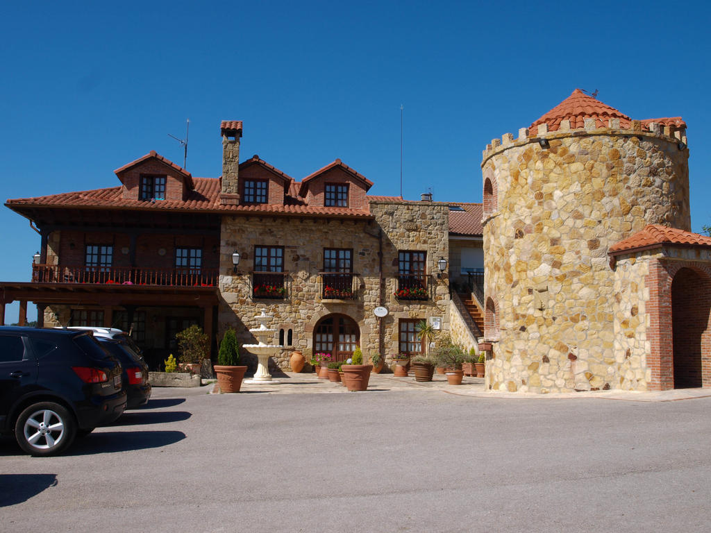 גליצנו Habitaciones Y Estudios- Hotel "Posada De Cantabria El Solar" - Cenas Y Gintonic- Bar -Terraza Panoramica מראה חיצוני תמונה