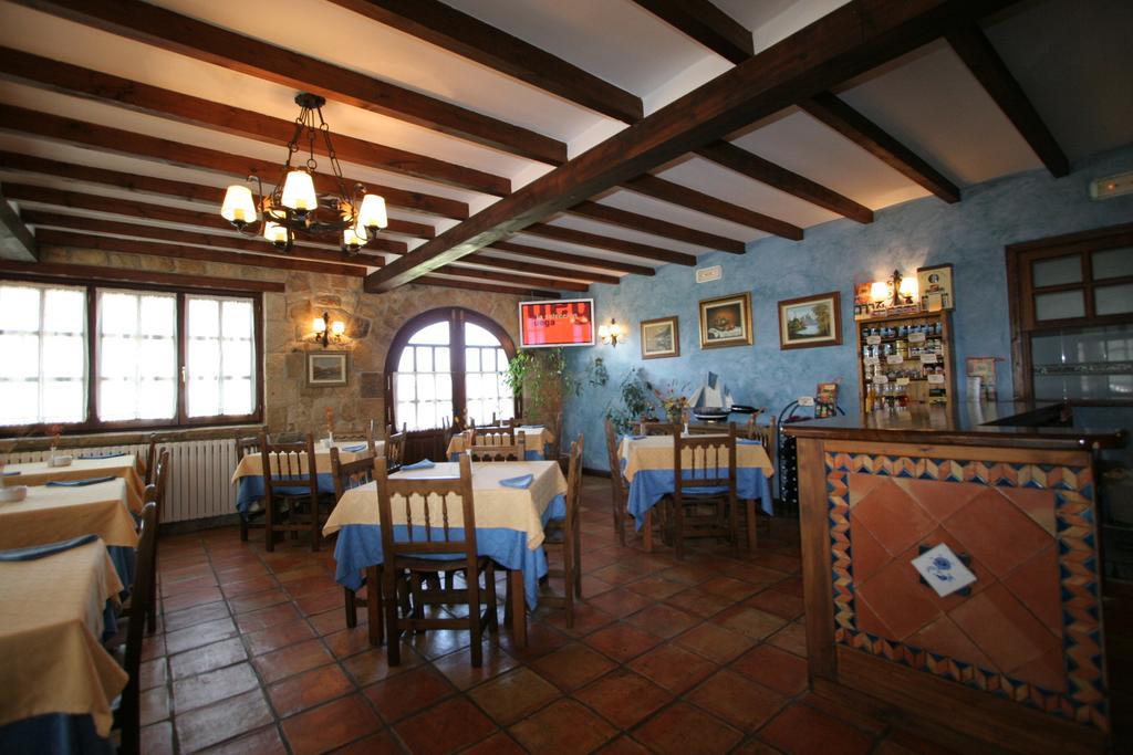 גליצנו Habitaciones Y Estudios- Hotel "Posada De Cantabria El Solar" - Cenas Y Gintonic- Bar -Terraza Panoramica מראה חיצוני תמונה